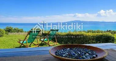 Villa 3 rooms in Polychrono, Greece