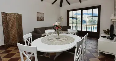 Haus 5 zimmer in Montenegro