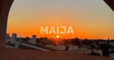 Mieszkanie 3 pokoi w Carvoeiro, Portugalia