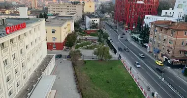 Apartment 1+1 for rent next to Luarasi University in Tirana, Albanien