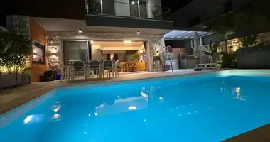 4 bedroom Villa in Ypsonas Municipality, Cyprus