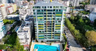 1 bedroom apartment in Mahmutlar, Turkey