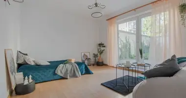1 room apartment in Warsaw, Poland