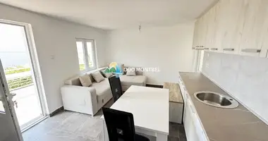 4 bedroom house in Dobra Voda, Montenegro