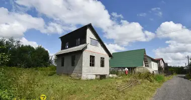 House in Papiarnianski sielski Saviet, Belarus