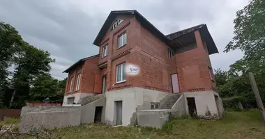 Casa 10 habitaciones en Guryevsk, Rusia