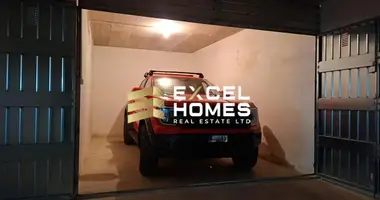 Propiedad comercial en Nadur, Malta