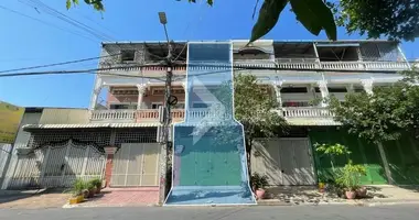 4 bedroom house in Sangkat Tuol Svay Prey Ti Muoy, Cambodia