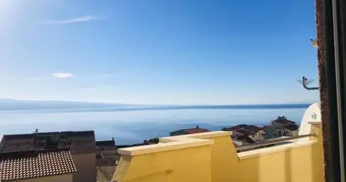 Hotel 1 078 m² w Grad Omis, Chorwacja