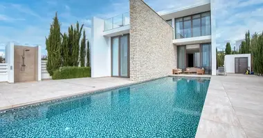 3 bedroom house in Peyia, Cyprus