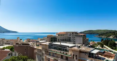 Apartamento 2 habitaciones en Becici, Montenegro