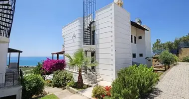 Вилла в Муратпаша, Турция