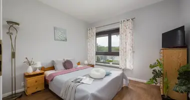 Квартира 2 комнаты в Варшава, Польша