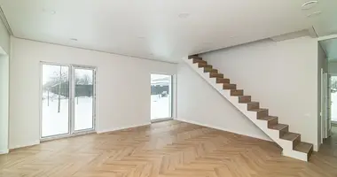 Дом в Вильнюс, Литва