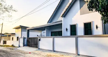 Haus 3 Schlafzimmer in Huai Yai, Thailand