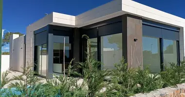 Villa en Pilar de la Horadada, Španjolska