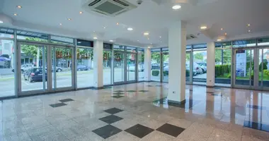 Propriété commerciale 214 m² dans Podgorica, Monténégro