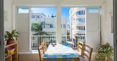 Mieszkanie 3 pokoi w Tel-Awiw, Izrael