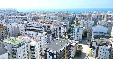 2 bedroom apartment in Muratpasa, Turkey
