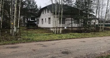 Haus 5 zimmer in Kalodziscanski sielski Saviet, Belarus