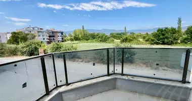 Mieszkanie 3 pokoi w 3056 Sokak, Turcja