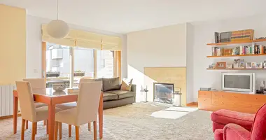 Mieszkanie 3 pokoi w Porto, Portugalia