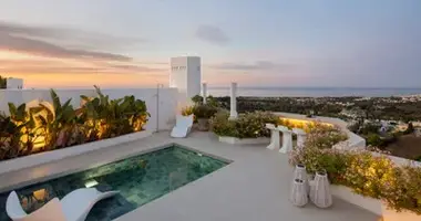 4 bedroom apartment in Spain