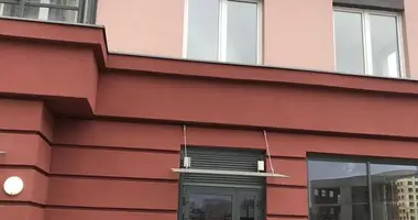 Wohnung 3 zimmer in Murino, Russland