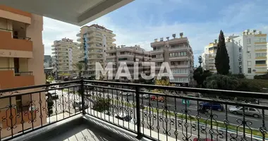 Wohnung 3 zimmer in Mahmutlar, Türkei