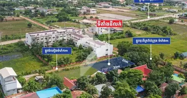 Участок земли в Сиемреап, Камбоджа