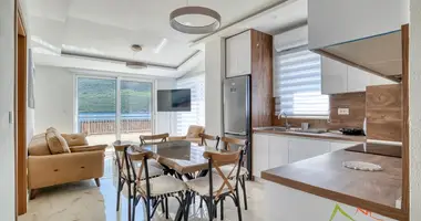 3 bedroom apartment for rent in Djenovici, Herceg Novi  in Đenovići, Montenegro