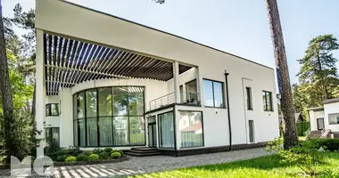 Дом 8 комнат в Юрмала, Латвия