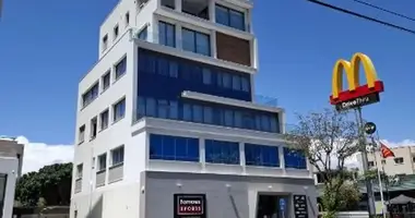 Oficina 240 m² en Limasol, Chipre