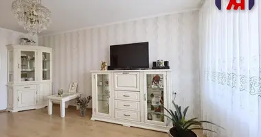 Appartement 3 chambres dans Sloutsk, Bélarus