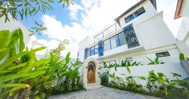 Haus 4 Schlafzimmer in Pejeng Kangin, Indonesien