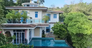 Apartamento 4 habitaciones en Karon, Tailandia