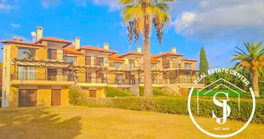 3 bedroom townthouse in Nea Skioni, Greece