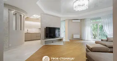 Apartamento 4 habitaciones en Minsk, Belarús