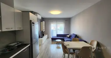 Квартира 3 комнаты в Тирана, Албания