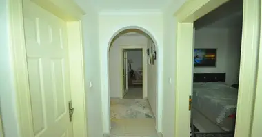 Mieszkanie 3 pokoi w Alanya, Turcja