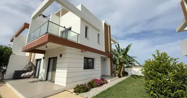 Villa 3 bedrooms in Agios Sergios, Northern Cyprus