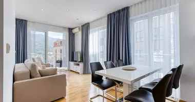 Apartamento 2 habitaciones en Becici, Montenegro