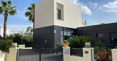 Villa 3 bedrooms in Orihuela, Spain