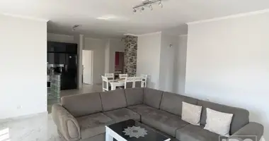 Wohnung 4 zimmer in Tirana, Albanien