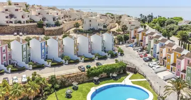 Szeregowiec 4 pokoi w Casares, Hiszpania