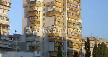 3 room apartment in Odesa, Ukraine