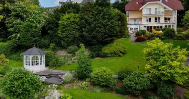 Willa w Baden, Austria