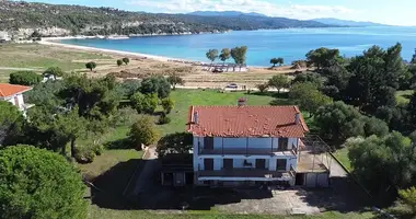 Dom wolnostojący 8 pokojów w Nikiti, Grecja