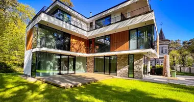 Дом 5 комнат в Юрмала, Латвия