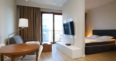 Apartamento 4 habitaciones en Varsovia, Polonia